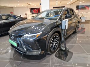 Lexus RZ 300e Prestige 2025
