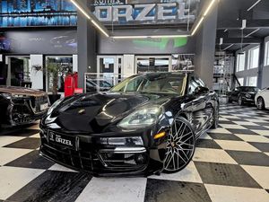Porsche Panamera 2022