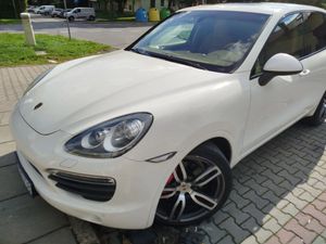 Porsche Cayenne II S Tiptronic S 2011