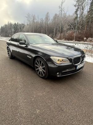 BMW 7 Series F01 740d xDrive 2011