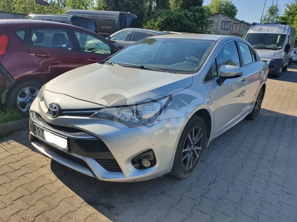 Toyota Avensis III 1.8 Premium 2015