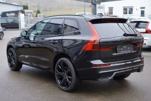 Volvo XC60 II B5 B AWD Plus Black Edition 2025
