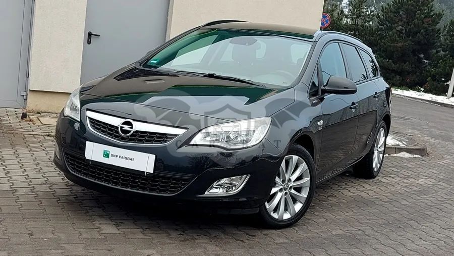 Opel Astra J 1.4 Turbo 150 Jahre 2012