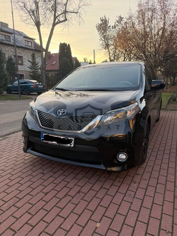 Toyota Sienna 3.5 V6 LE AWD 2012