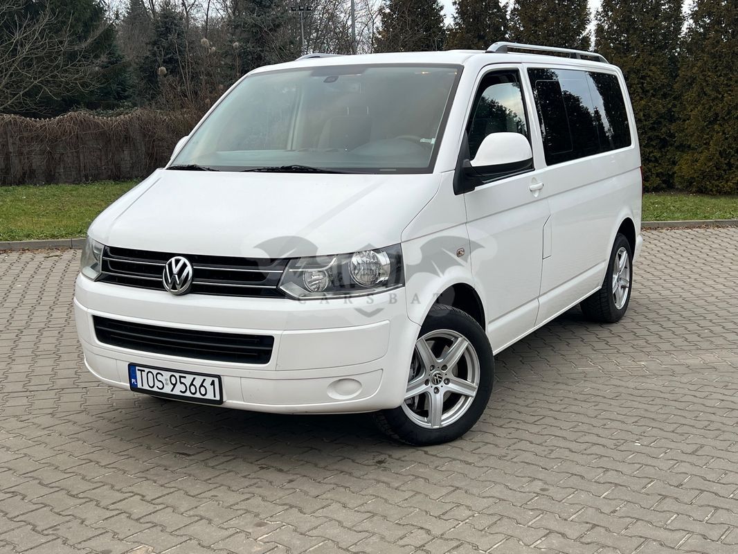 Volkswagen Caravelle L1 Comfortline 2011