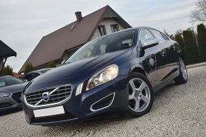 Volvo S60 II D3 Momentum 2011