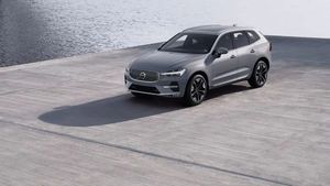 Volvo XC60 II B5 B AWD Ultra Bright 2025