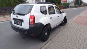 Dacia Duster I 1.6 16V 4x2 2013