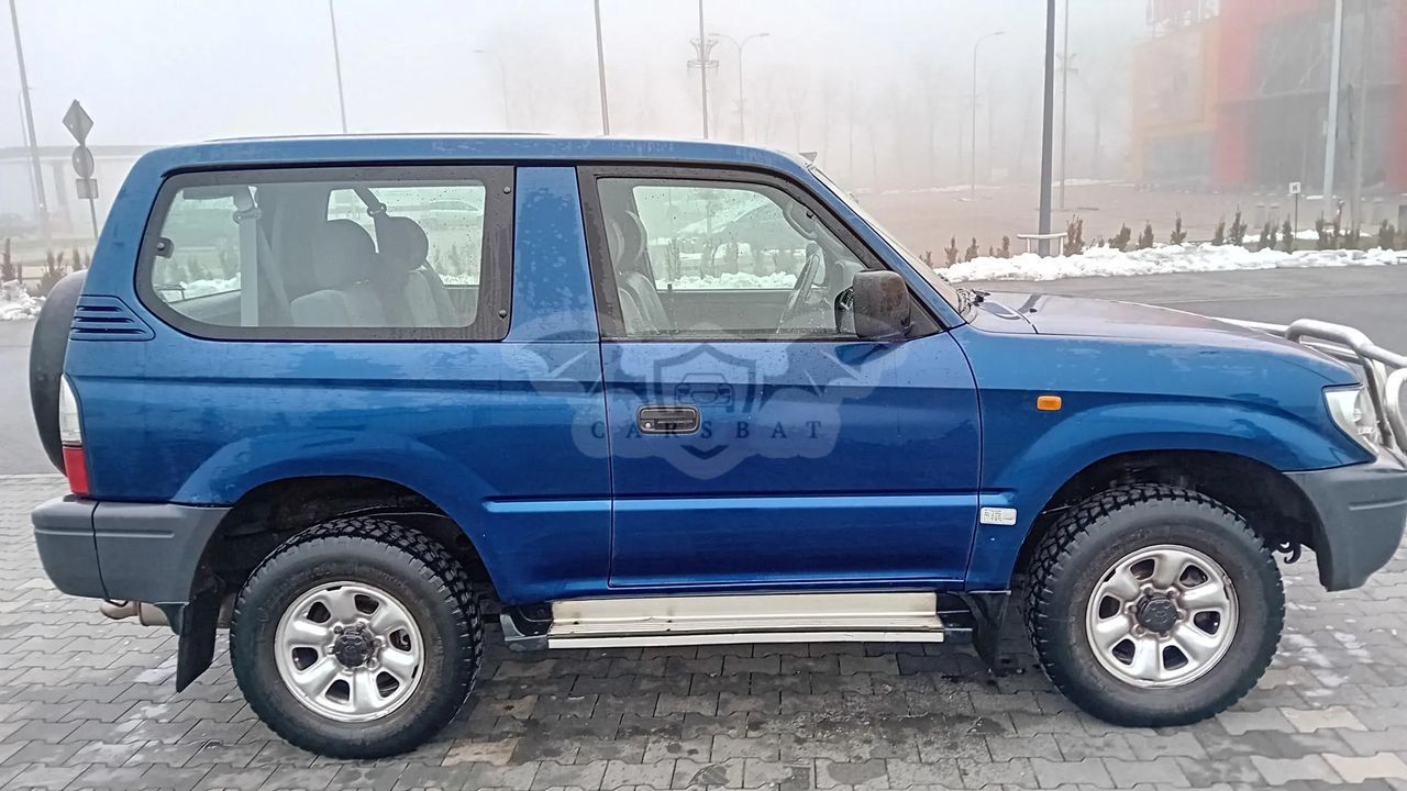 Toyota Land Cruiser III 2001