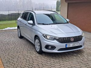 Fiat Tipo II 1.4 T-Jet Lounge 2016