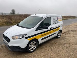 Ford Transit Courier 2018