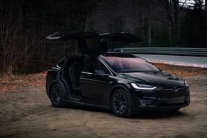 Tesla Model X 2018