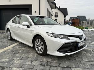 Toyota Camry 2.5 Hybrid Prestige CVT 2020