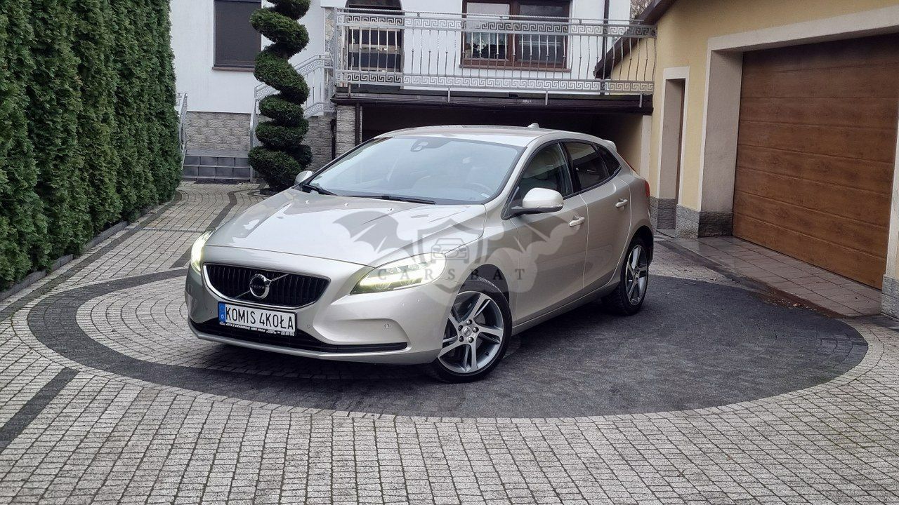 Volvo V40 II 2018