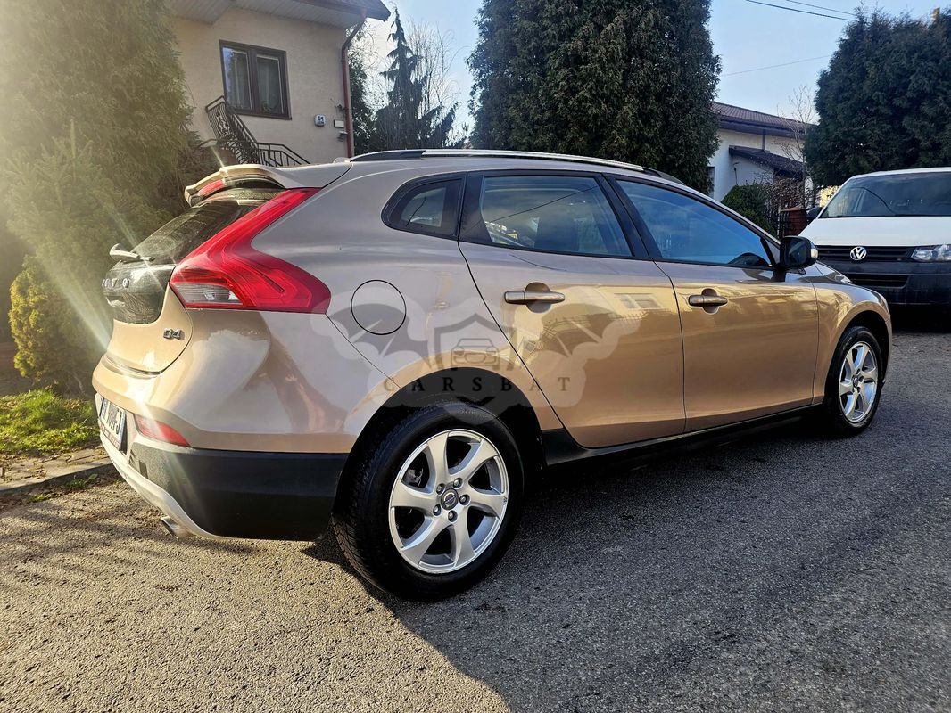 Volvo V40 D4 Geartronic Summum 2014