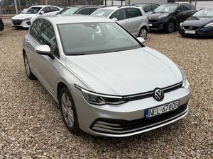 Volkswagen Golf VIII 2021