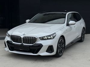 BMW 5 Series G60 520d 2024