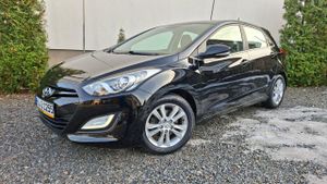 Hyundai i30 II i30cw 1.4 Fifa World Cup Edition 2014