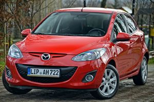 Mazda 2 II 2012
