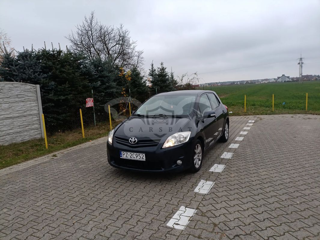Toyota Auris I 2011
