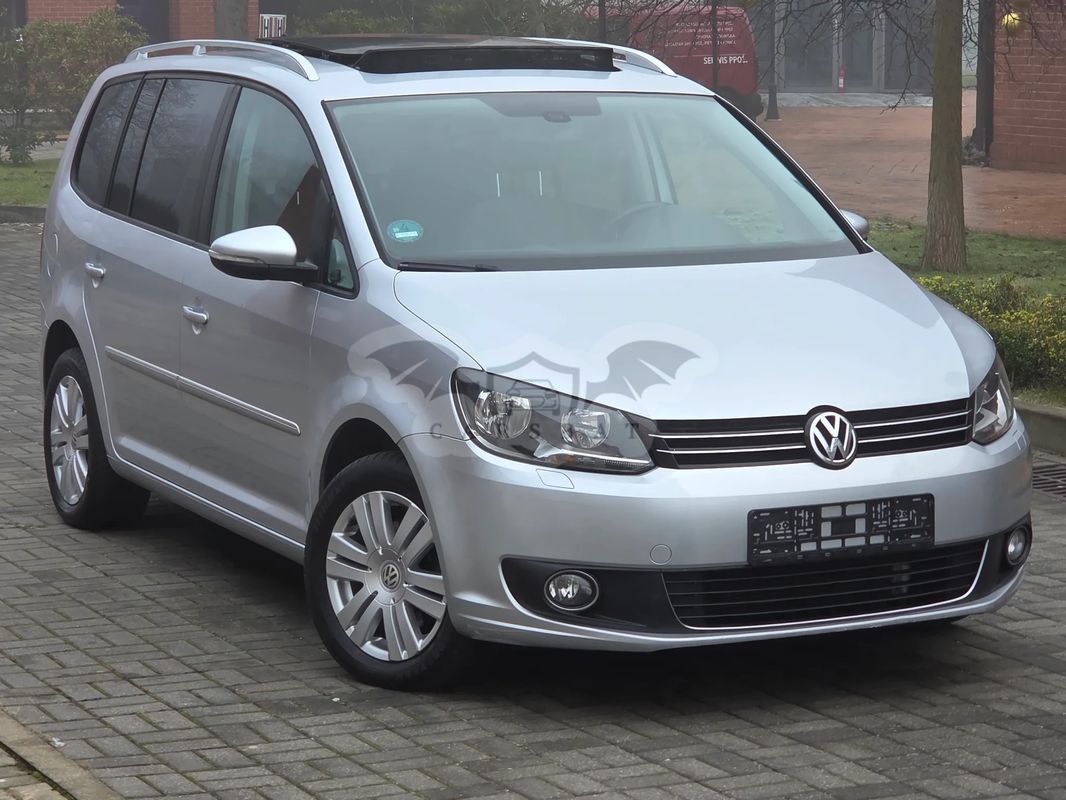 Volkswagen Touran II 1.6 TDI DPF BlueMotion Technology DSG Highline 2011