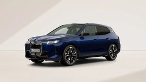 BMW iX M70 xDrive 2025