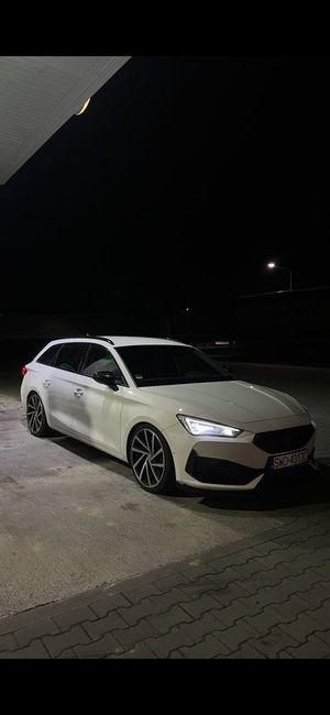 Cupra Leon 2.0 TSI 4Drive VZ Cup DSG 2021