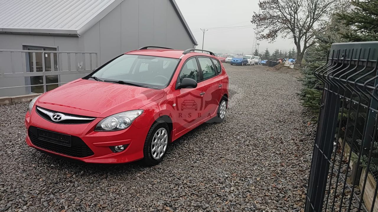 Hyundai i30 I i30cw 1.4 blue Comfort 2010