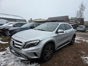 Mercedes-Benz GLA 220 d 4Matic 7G-DCT Activity Edition 2016