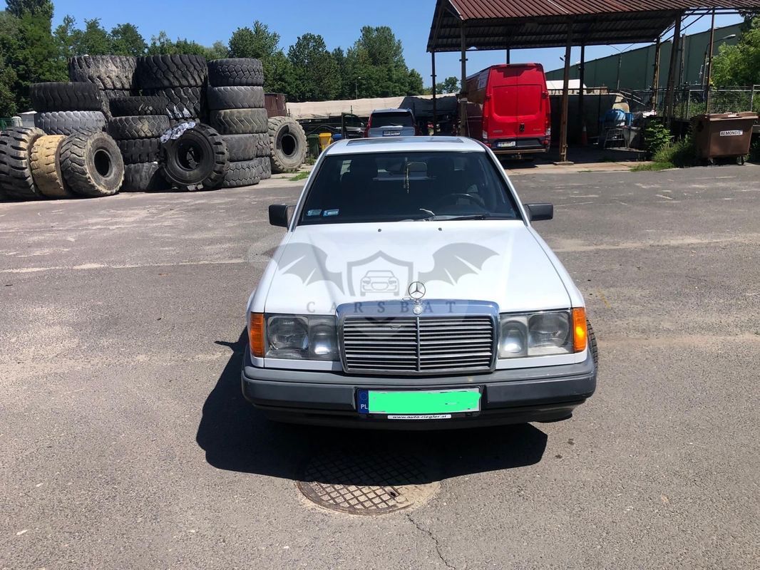Mercedes-Benz E 1987