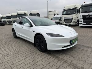 Tesla Model 3 Long Range AWD 2023