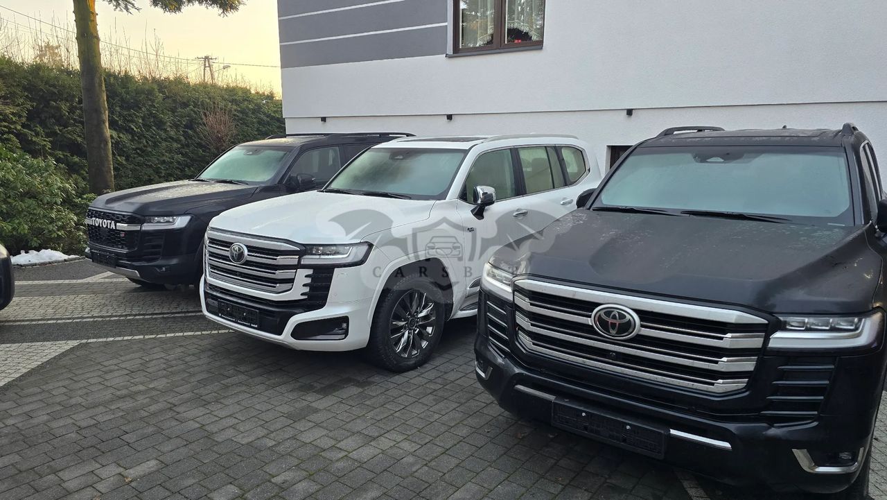 Toyota Land Cruiser VII 2026