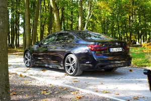 BMW 7 Series G11/12 750d xDrive 2017