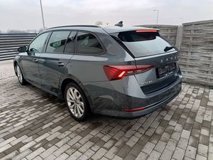 Skoda Octavia IV 2.0 TDI DSG Sportline 2023