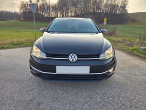 Volkswagen Golf VII 1.6 TDI (BlueMotion Technology) Trendline 2018