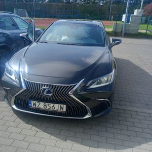 Lexus ES 300h Style Edition 2019