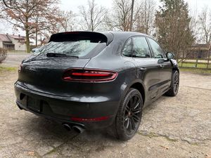 Porsche Macan I GTS PDK 2016