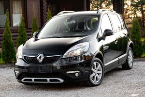 Renault Scenic III Energy dCi 110 S&S Xmod Paris 2013