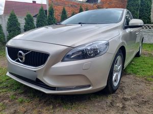 Volvo V40 II D2 2016