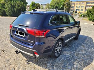 Mitsubishi Outlander III 2.0 Intense + 4WD CVT 2017