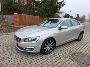 Volvo S60 II D4 Geartronic Summum 2017