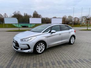Citroën DS5 e-HDi 110 EGS6 SoChic 2013