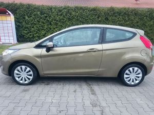 Ford Fiesta Mk7 1.25 Champions Edition 2012