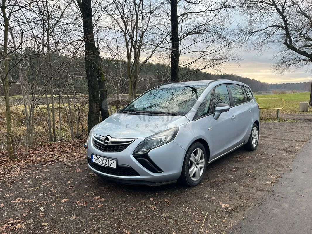 Opel Zafira C 2016