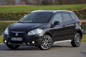 Suzuki SX4 1.6 Premium Plus 4WD CVT 2015