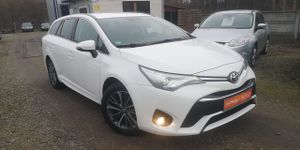 Toyota Avensis III 2.0 D-4D Premium 2016