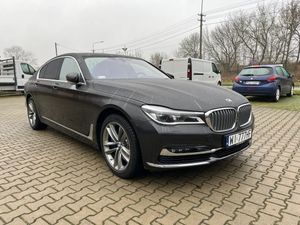 BMW 7 Series G11/12 750i xDrive 2018