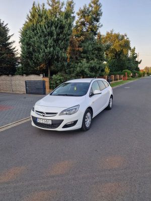 Opel Astra J 1.6 CDTI DPF ecoFLEX TourerStart/Stop Selection 2016