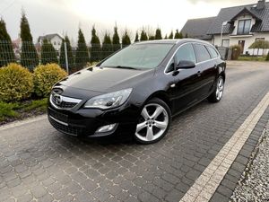 Opel Astra J 2010