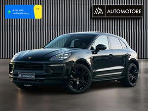Porsche Macan II Standard 2022
